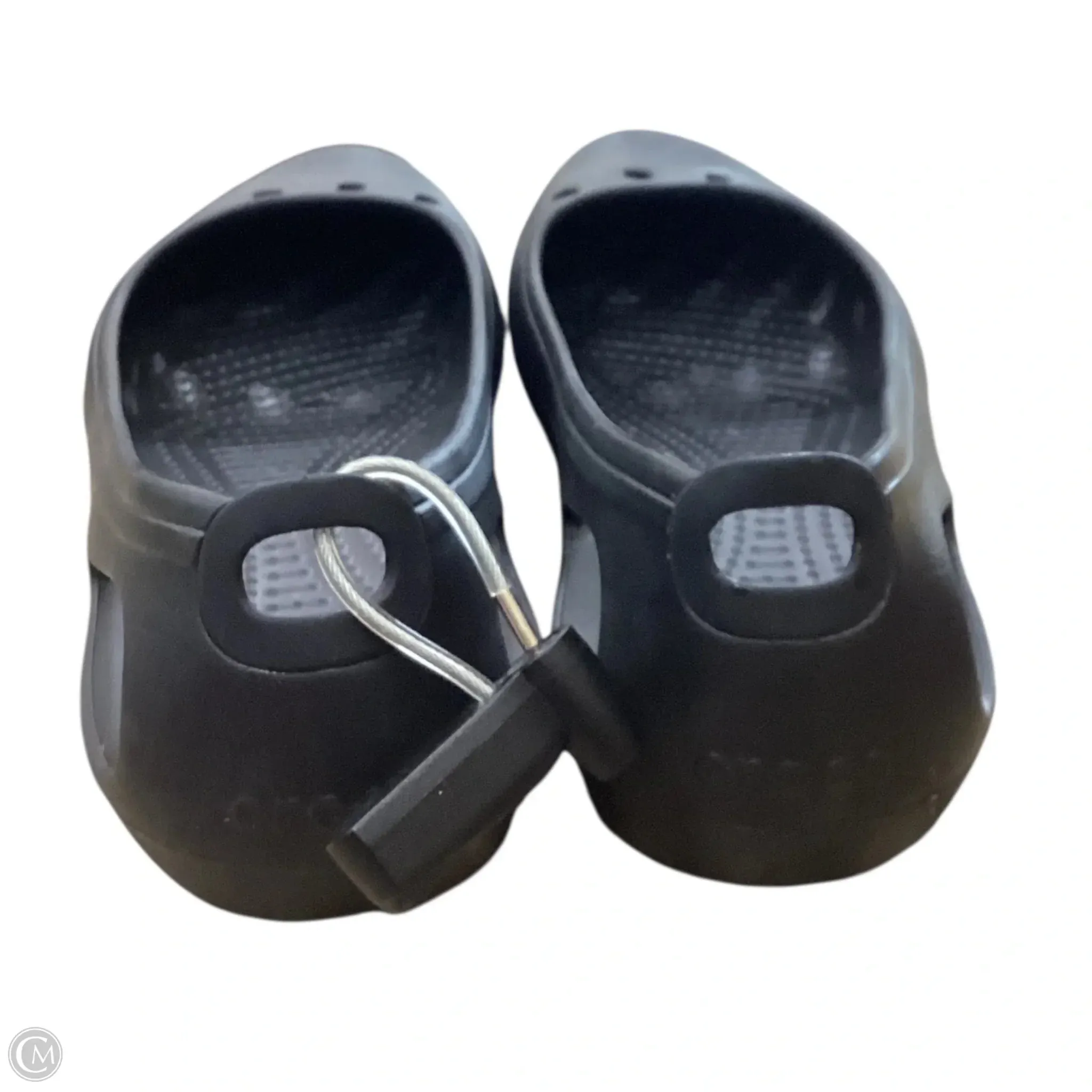 Sandals Flats By Crocs In Black, Size: 8