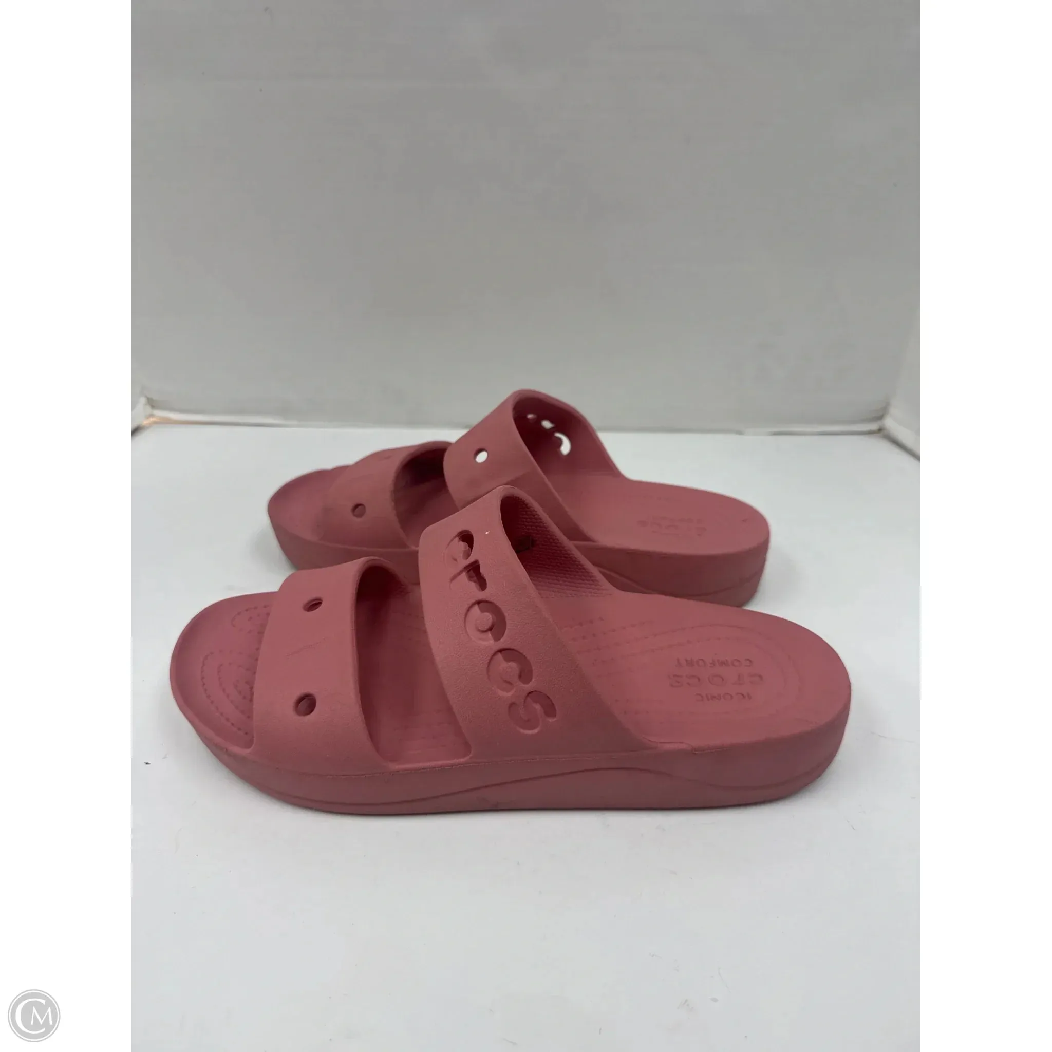 Sandals Flats By Crocs In Pink, Size: 9
