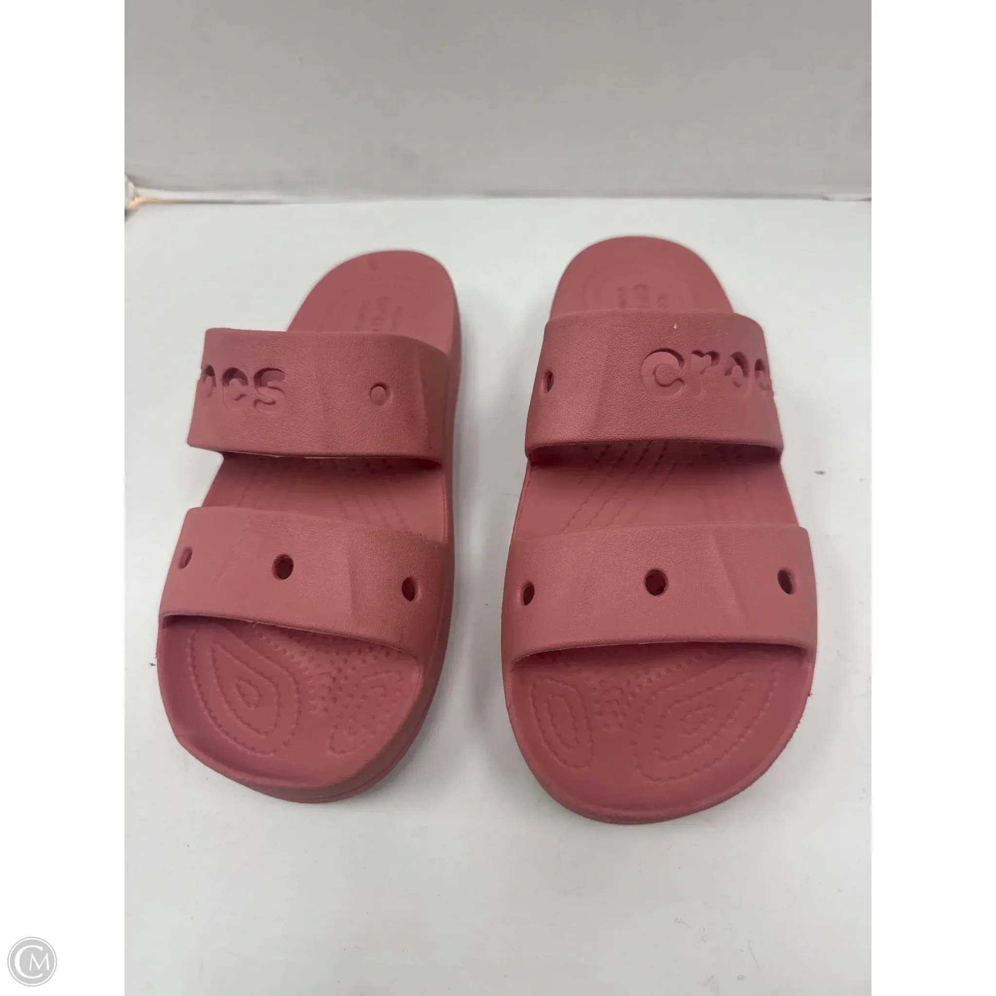 Sandals Flats By Crocs In Pink, Size: 9