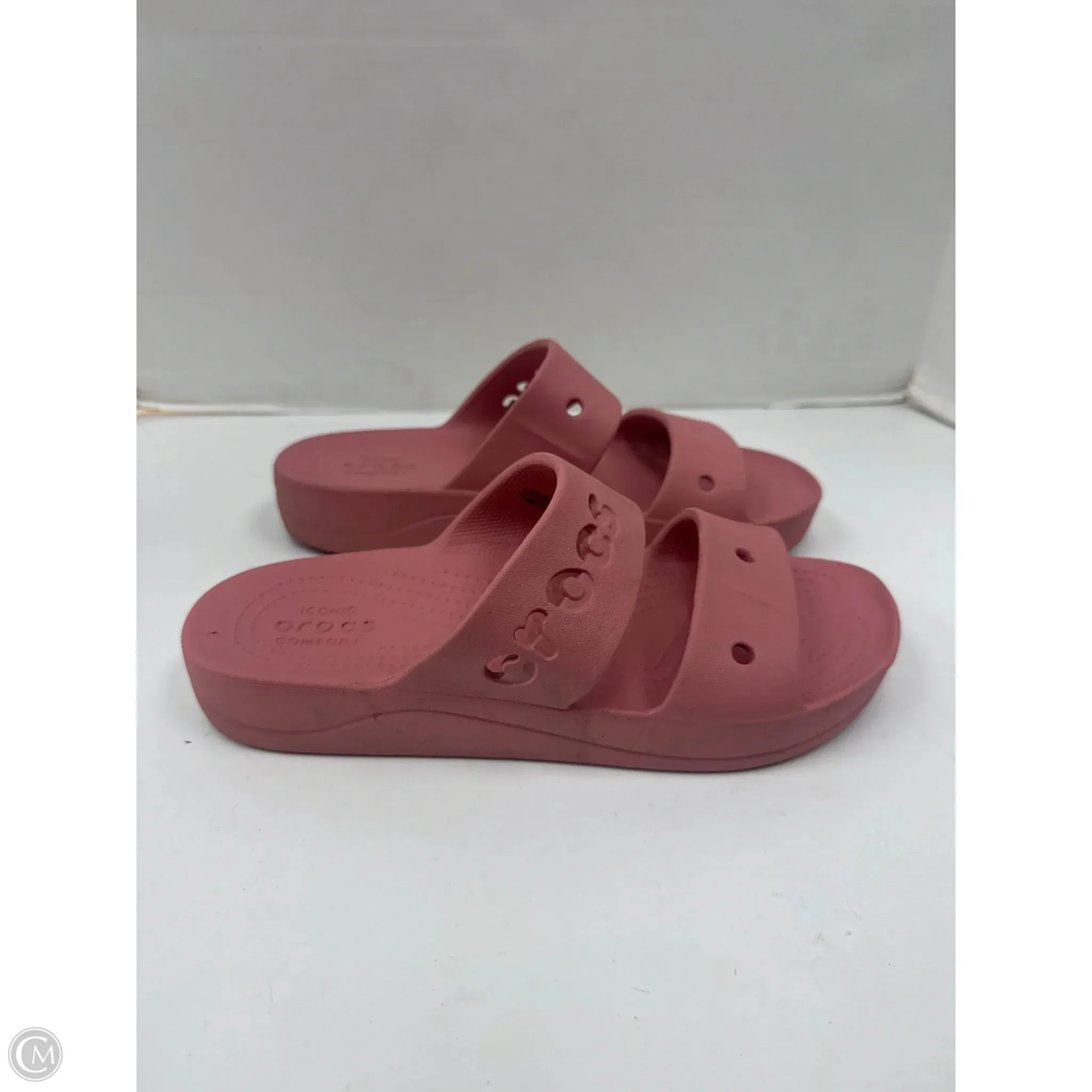 Sandals Flats By Crocs In Pink, Size: 9