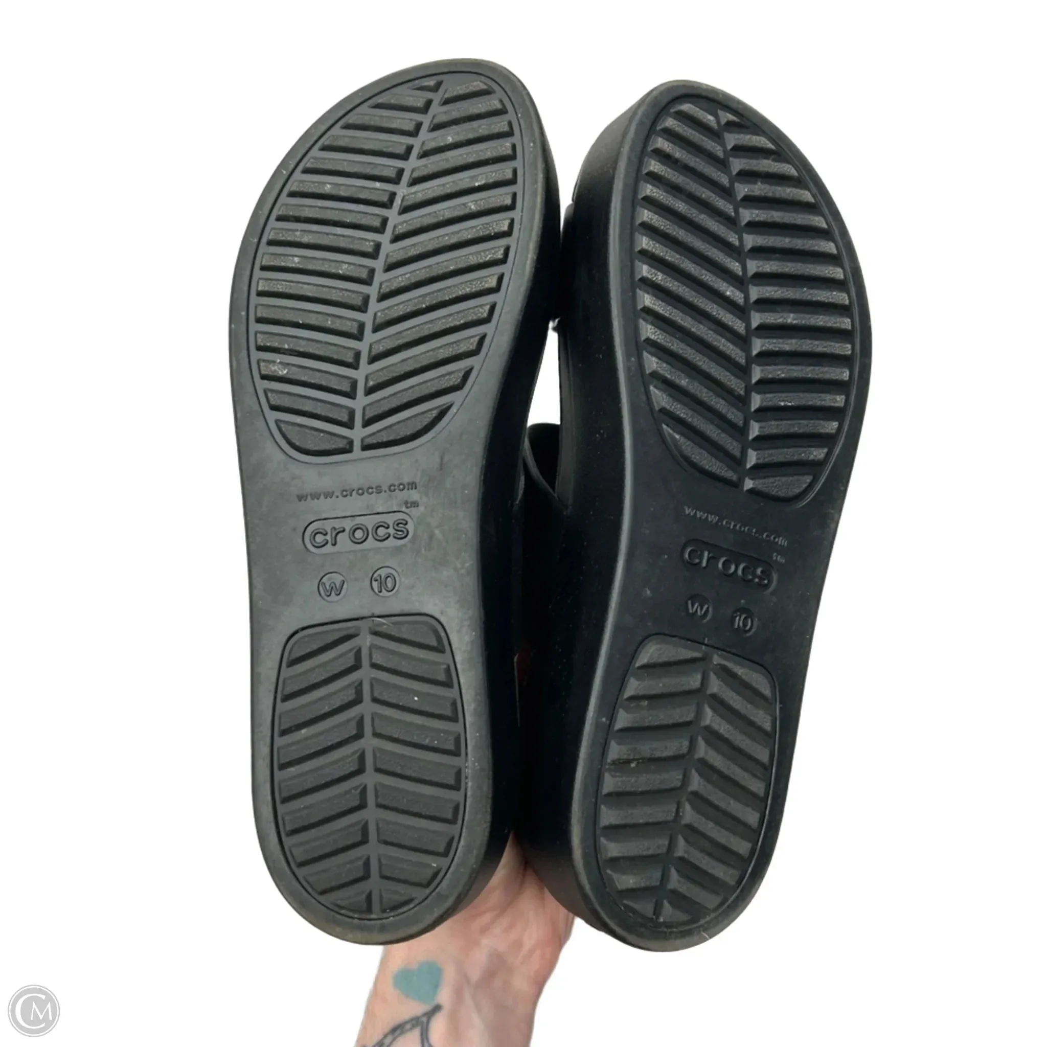 Sandals Heels Platform By Crocs In Black, Size: 10