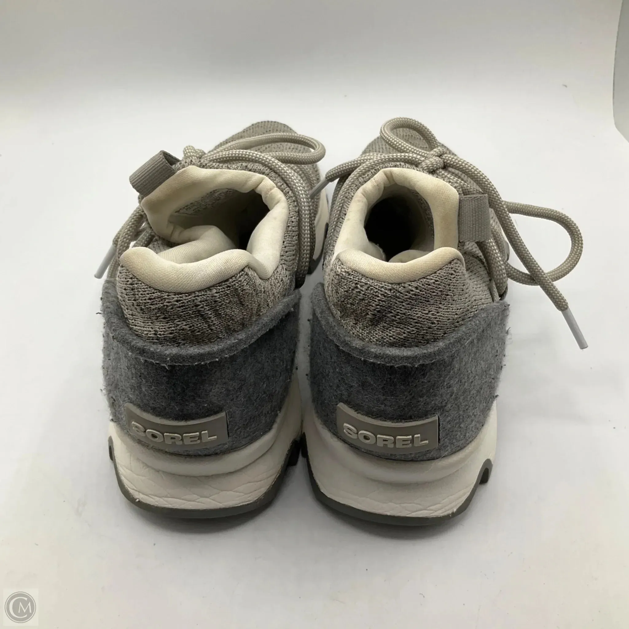 Shoes Athletic By Sorel In Grey, Size: 9.5