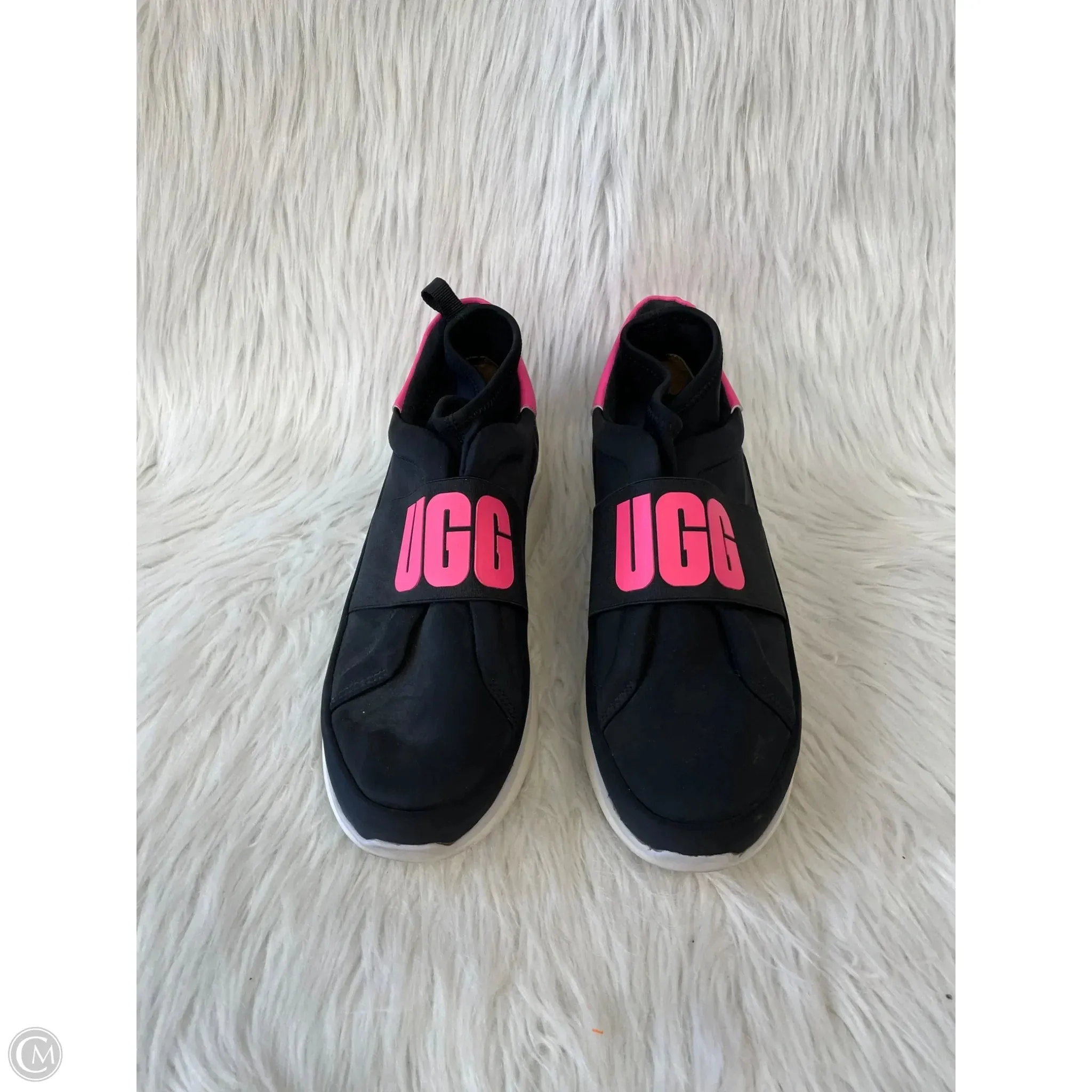 Shoes Designer By Ugg In Black & Pink, Size: 9