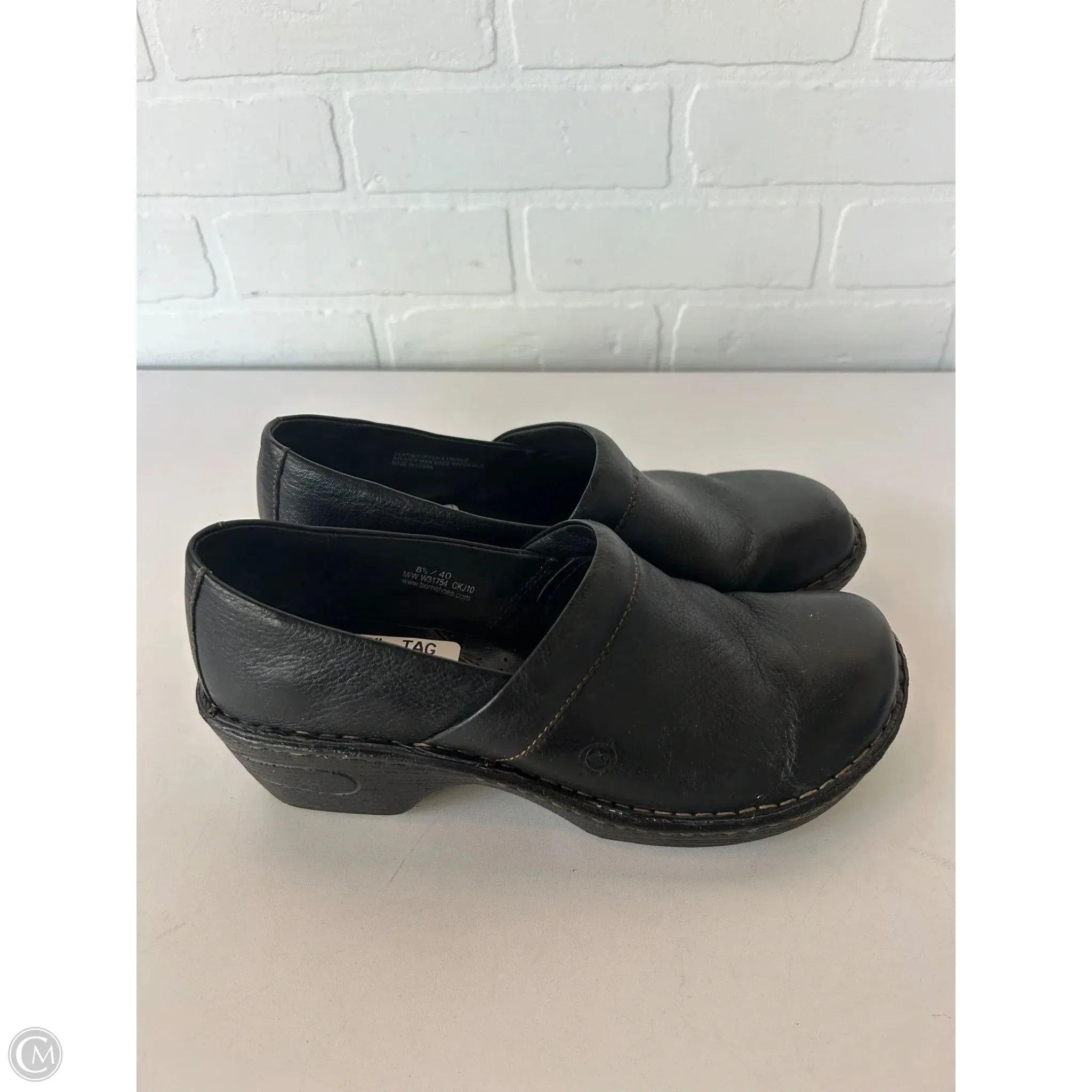 Shoes Flats By Born In Black, Size: 8.5