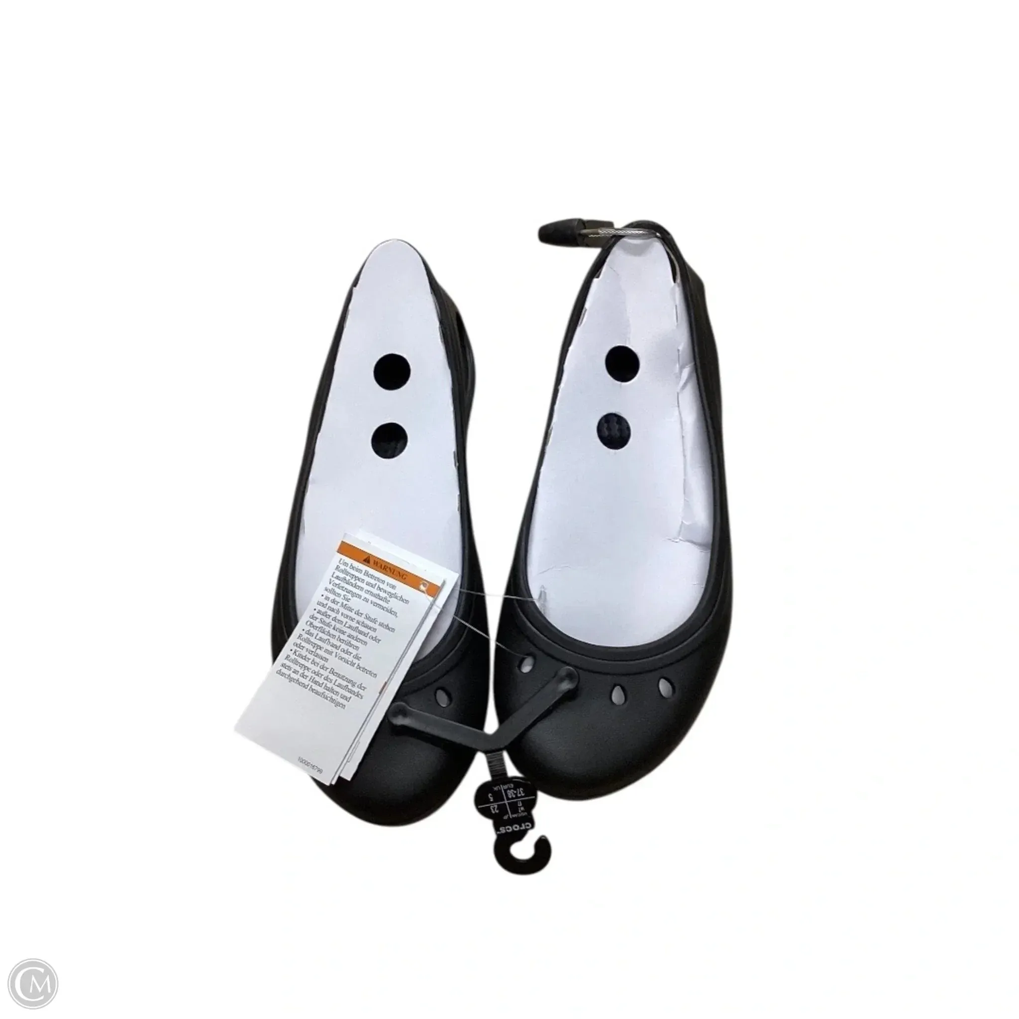 Shoes Flats By Crocs In Black, Size: 7
