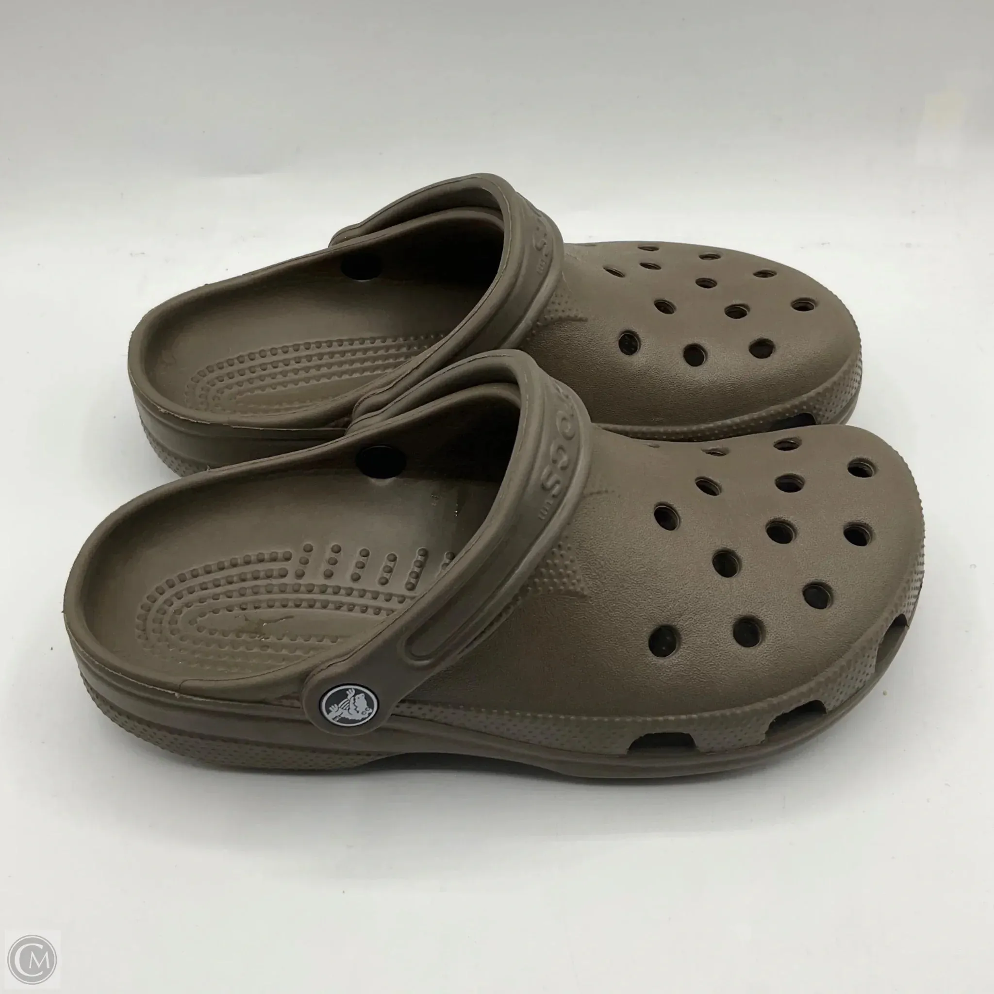 Shoes Flats By Crocs In Brown, Size: 8