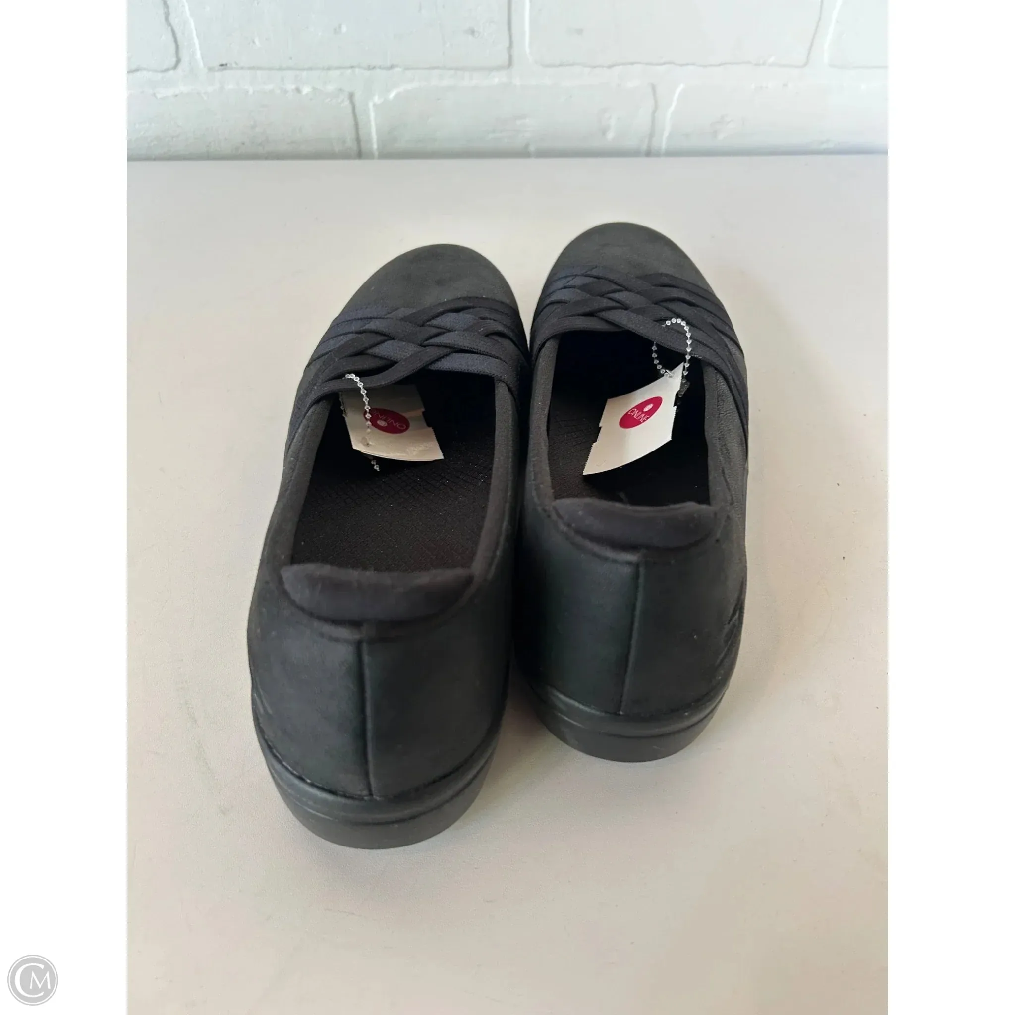 Shoes Flats By Skechers In Black, Size: 8