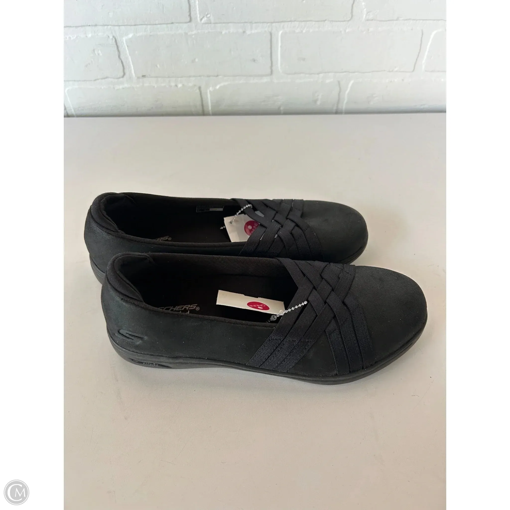 Shoes Flats By Skechers In Black, Size: 8