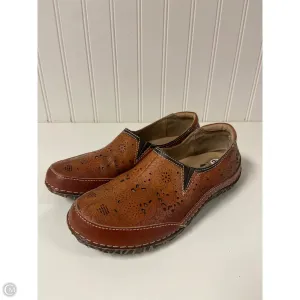Shoes Flats By Spring Step In Tan, Size: 6.5