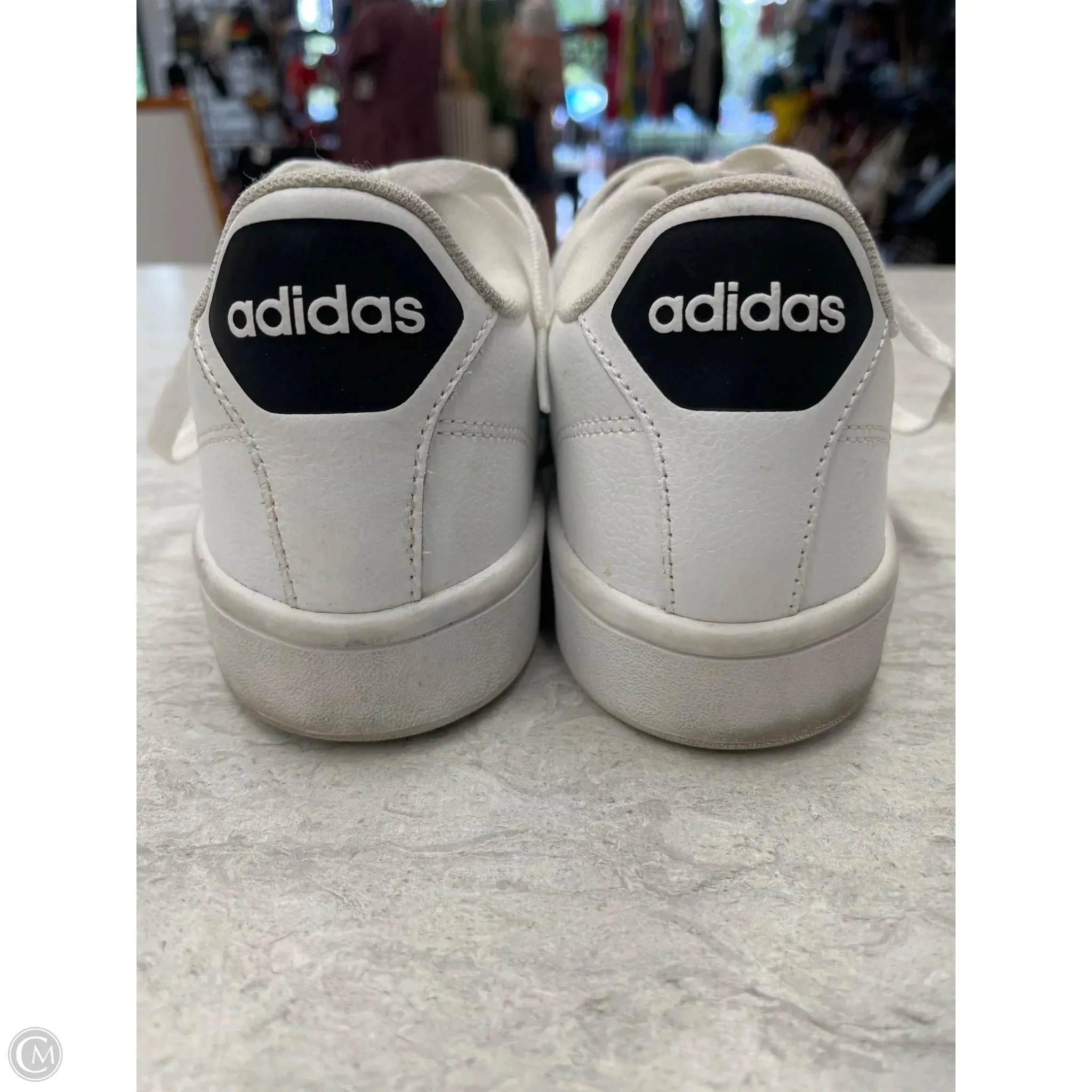 Shoes Sneakers By Adidas In Black & White, Size: 10