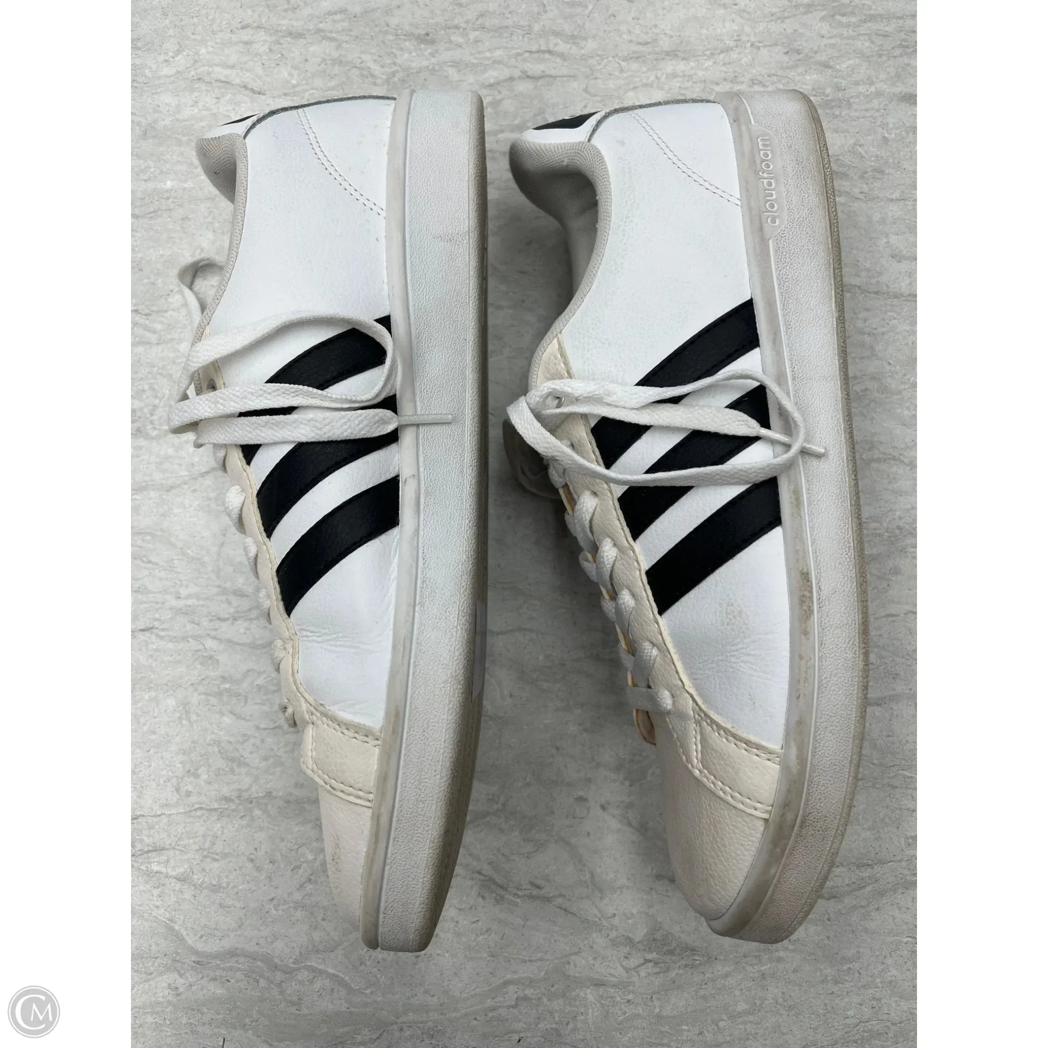Shoes Sneakers By Adidas In Black & White, Size: 10