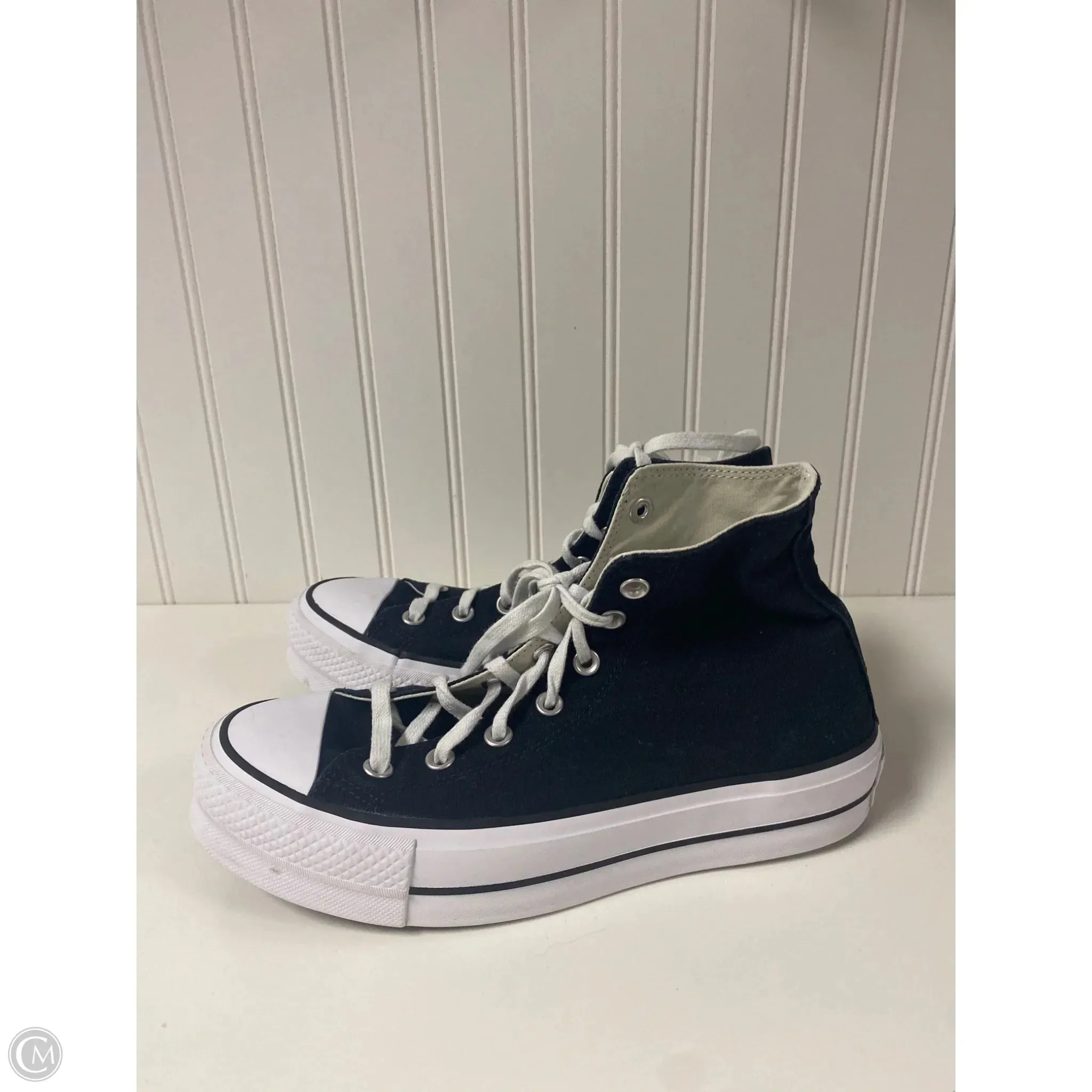 Shoes Sneakers By Converse In Black & White, Size: 8