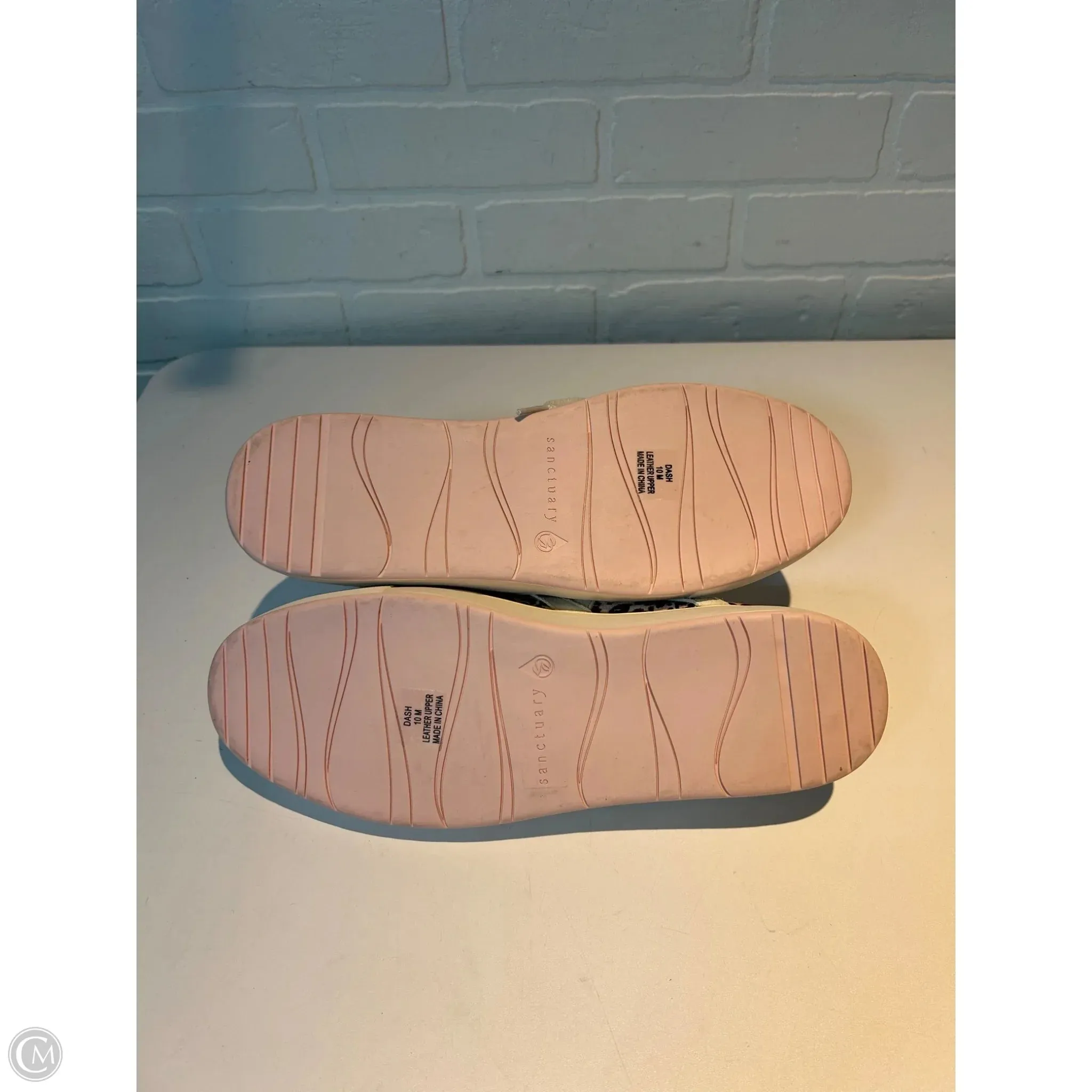 Shoes Sneakers By Sanctuary In Pink & White, Size: 10