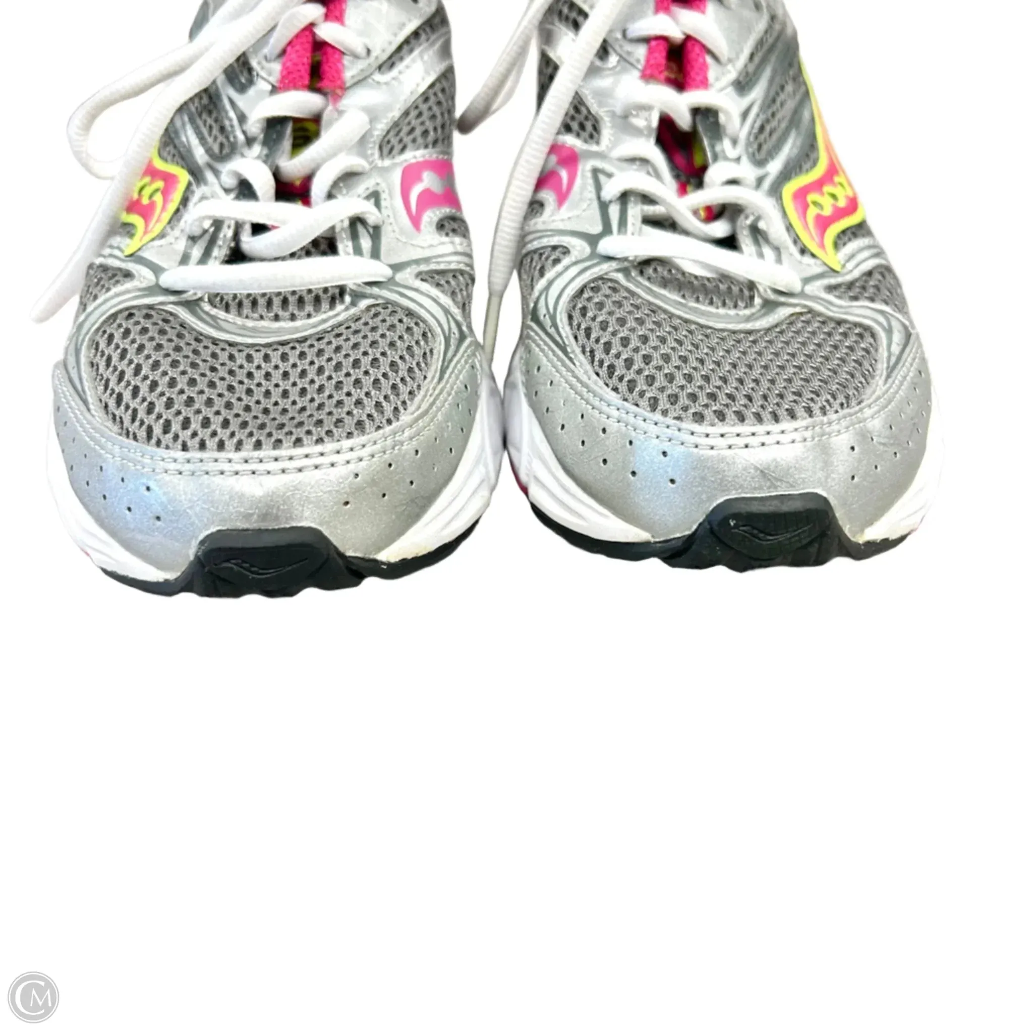 Shoes Sneakers By Saucony In Grey & Pink, Size: 9.5
