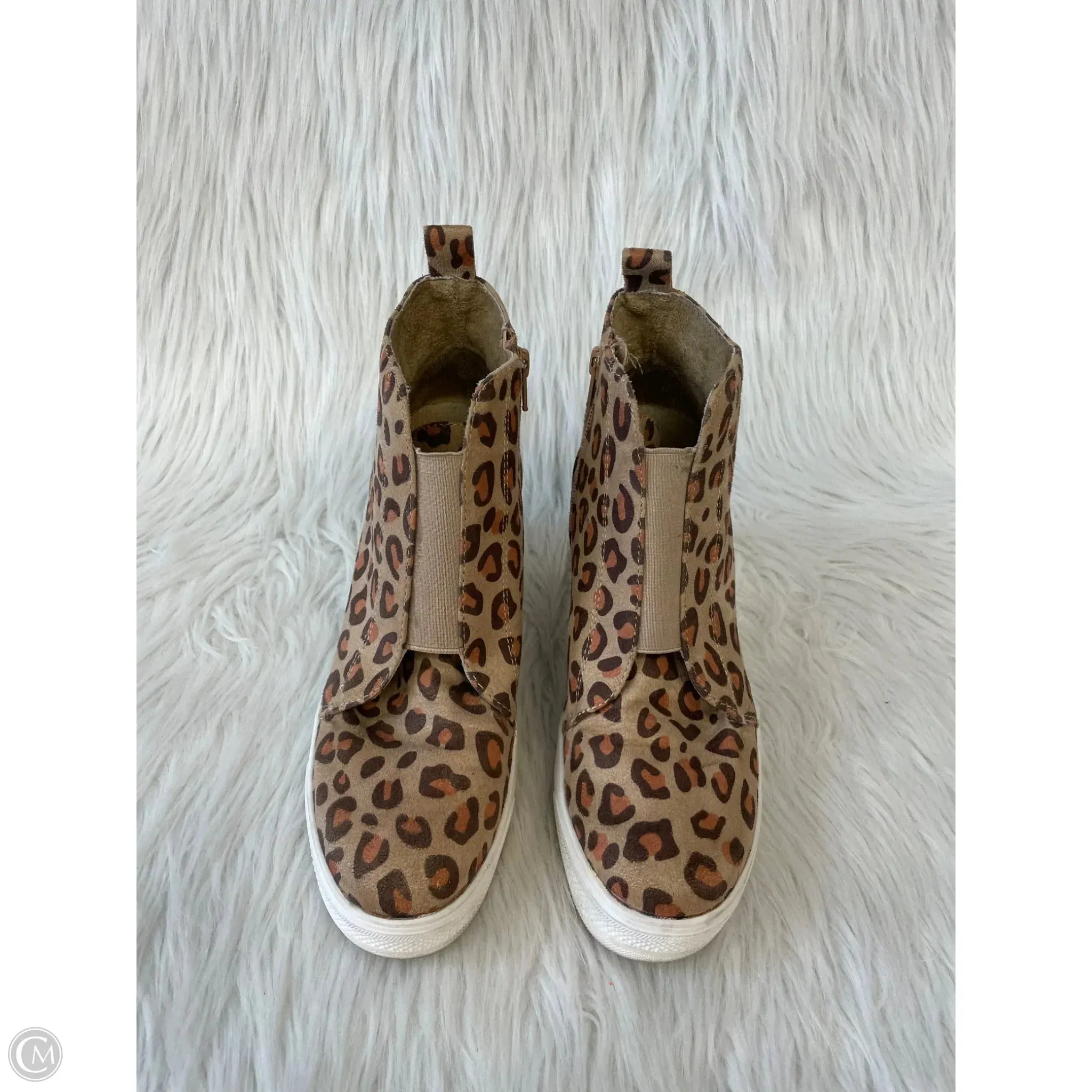 Shoes Sneakers By Serra In Animal Print, Size: 8